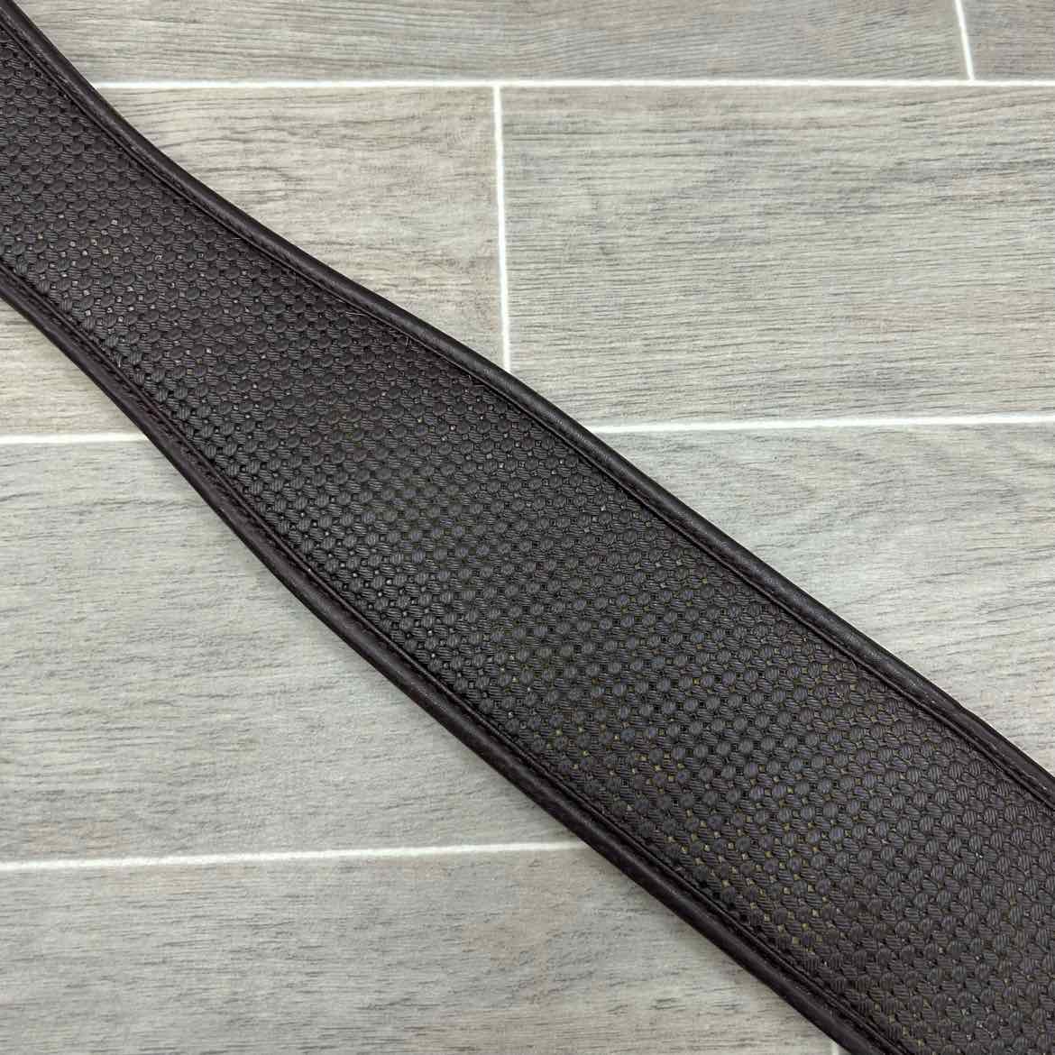Wintec Chafeless Girth, Brown, 56"