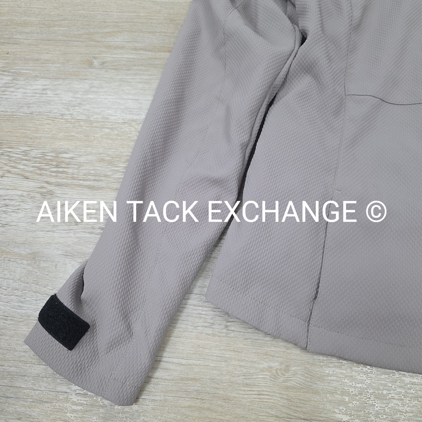 Catago Jacket, Size Medium