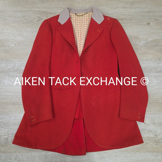 Mid Weight Scarlet Hunt Coat, Size 38