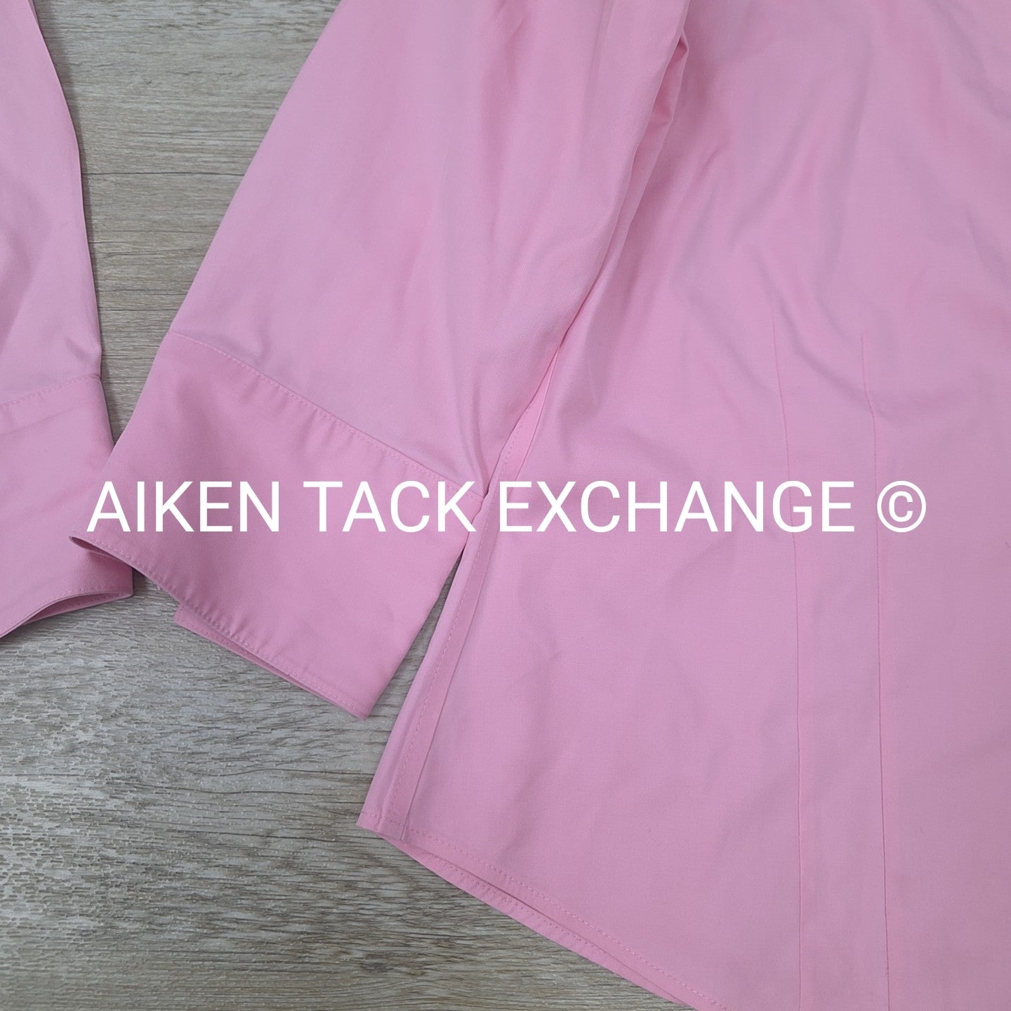 BARGAIN BUNDLE: 2 Coldwater Creek Button Up Shirts, Women's Medium