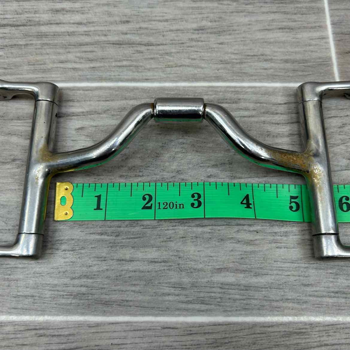 Myler 3 3/8" Medium English Dee with Hooks & Low Medium Wide Ported Barrel MB 33