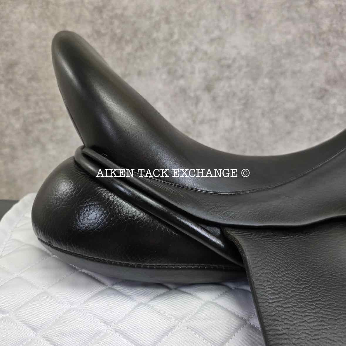 **SOLD** 2011 Trilogy Verago Elite Dressage Saddle, 18" Seat, Medium Wide Tree, Wool Flocked Panels