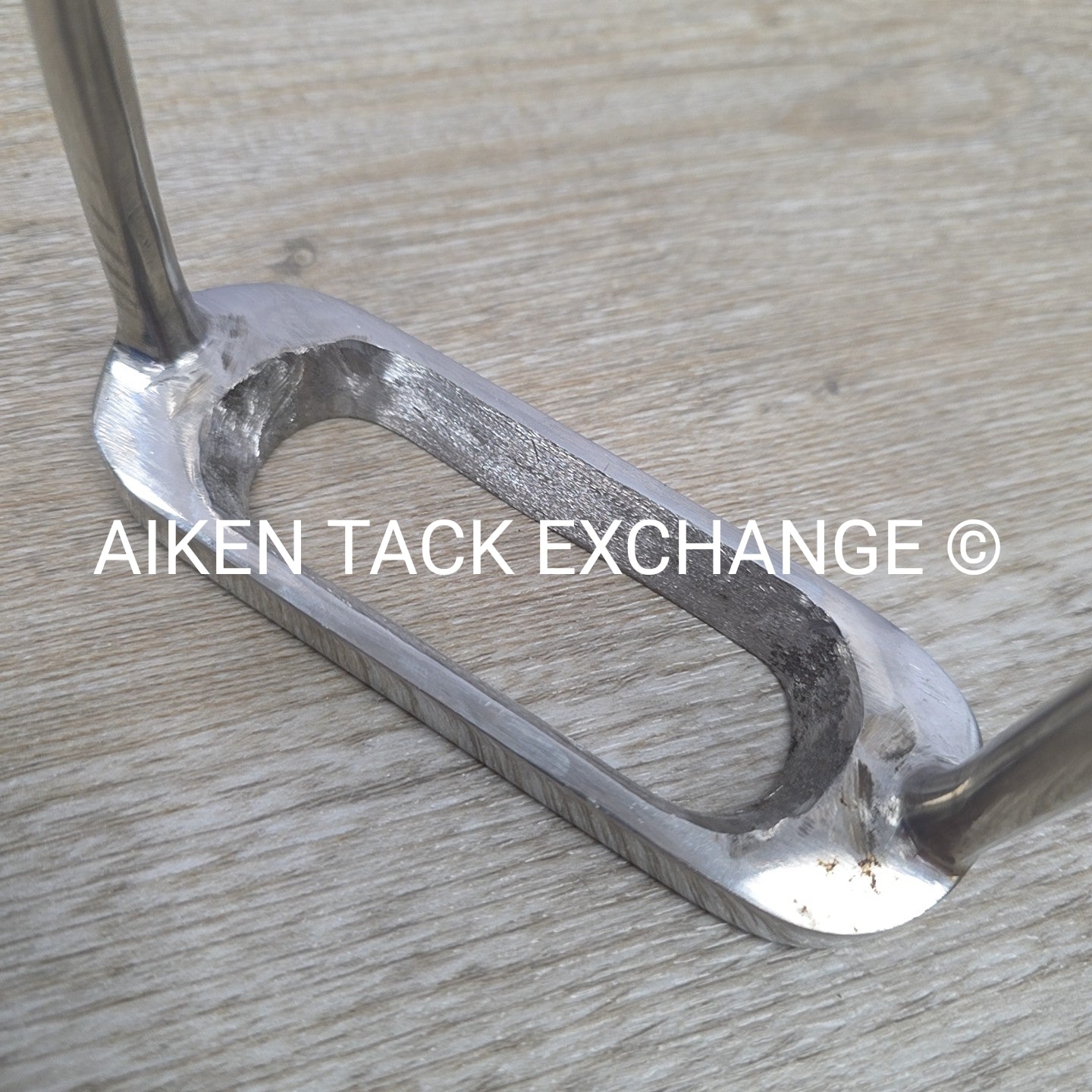 Fillis Stirrup Irons, Size 4.5" (No Pads)