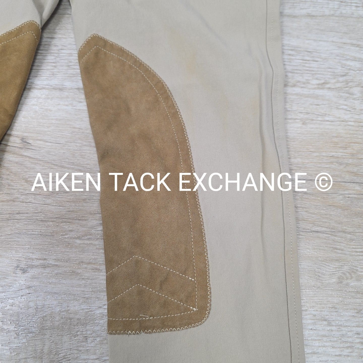 Tailored Sportsman Trophy Hunter Knee Patch Breeches, Size 28