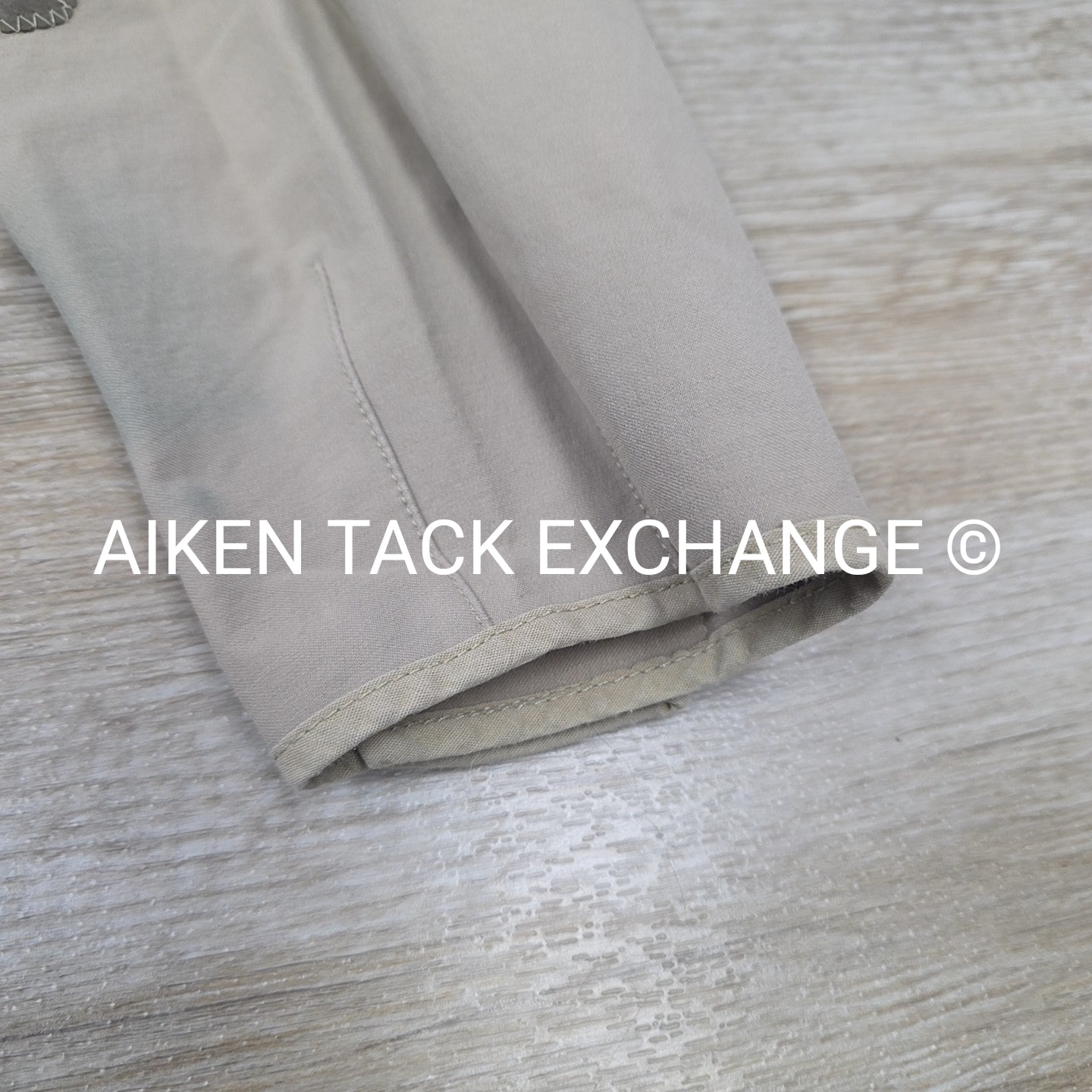 Tailored Sportsman Trophy Hunter Knee Patch Breeches, Size 30