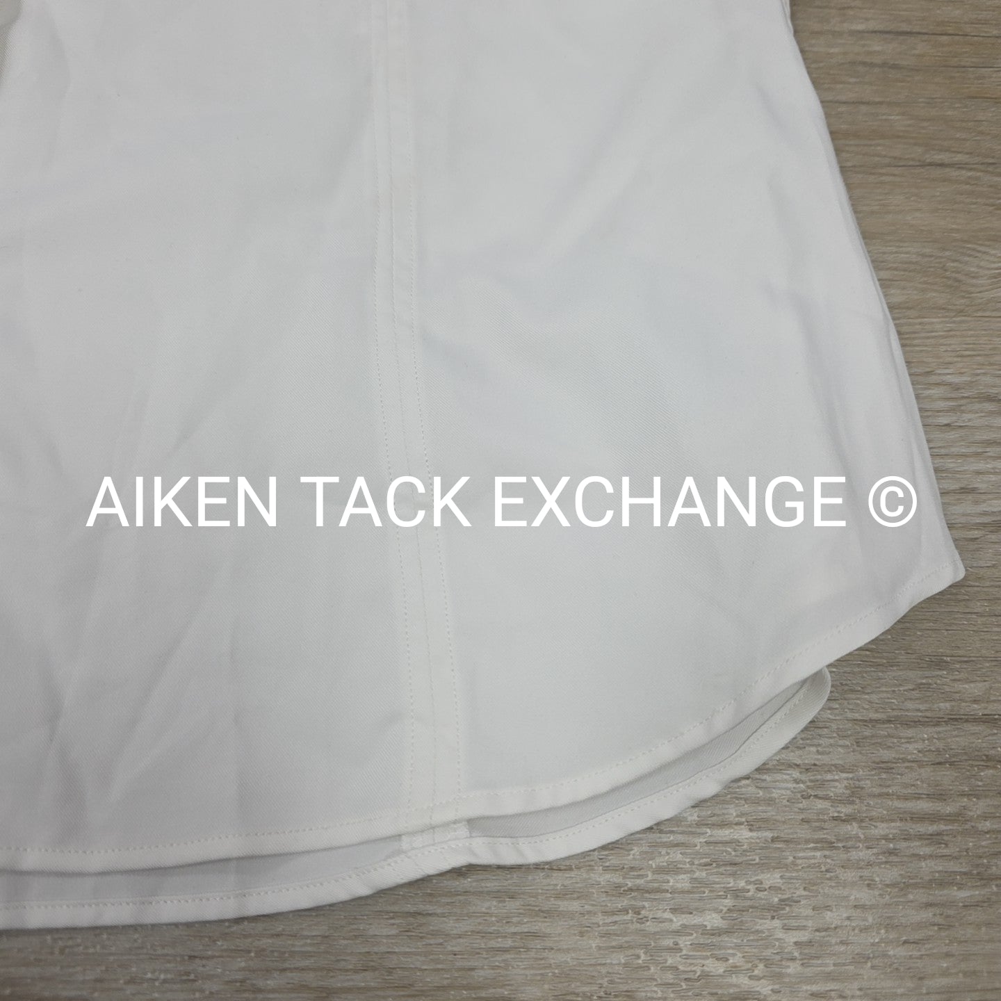 Essex Classics Long Sleeve Show Shirt, Size Medium