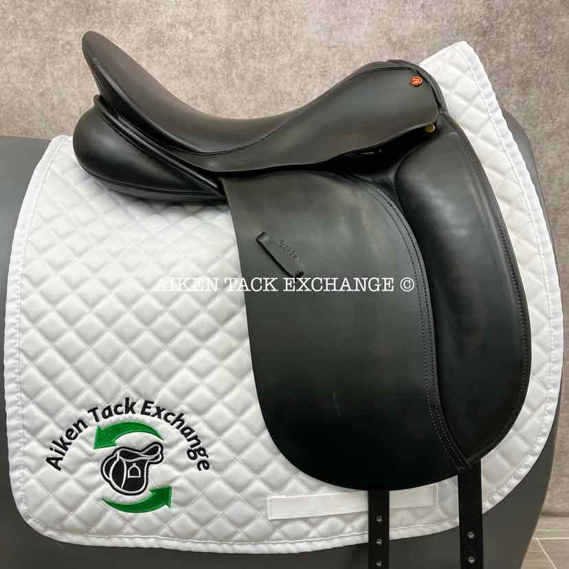 Windsor Elite Dressage Saddle, 17" Seat, Medium Tree, Wool Flocked Panels
