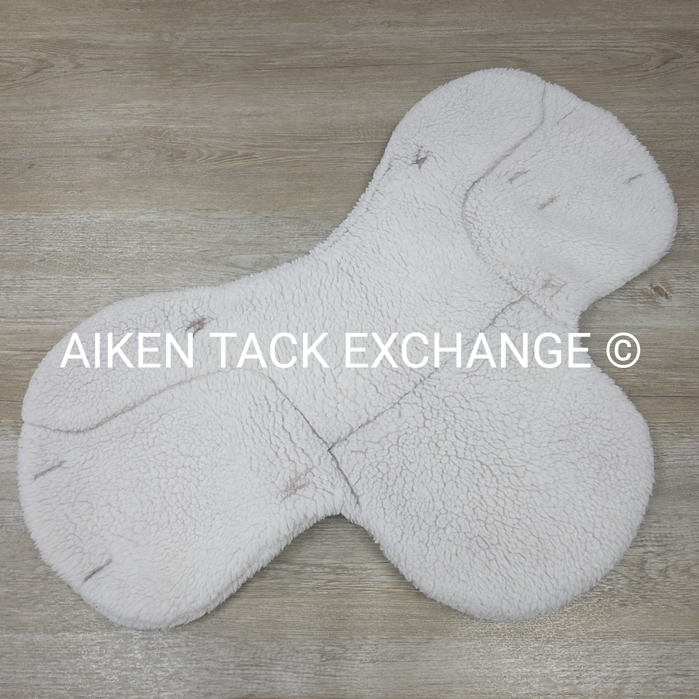 Toklat Medallion Contour Fleece Saddle Pad