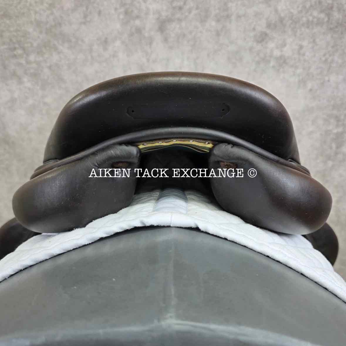 2018 Voltaire Lexington Monoflap Jump Saddle, 17" Seat, 0A Flap, Medium Wide Tree, PRO Panels, Full Buffalo Leather
