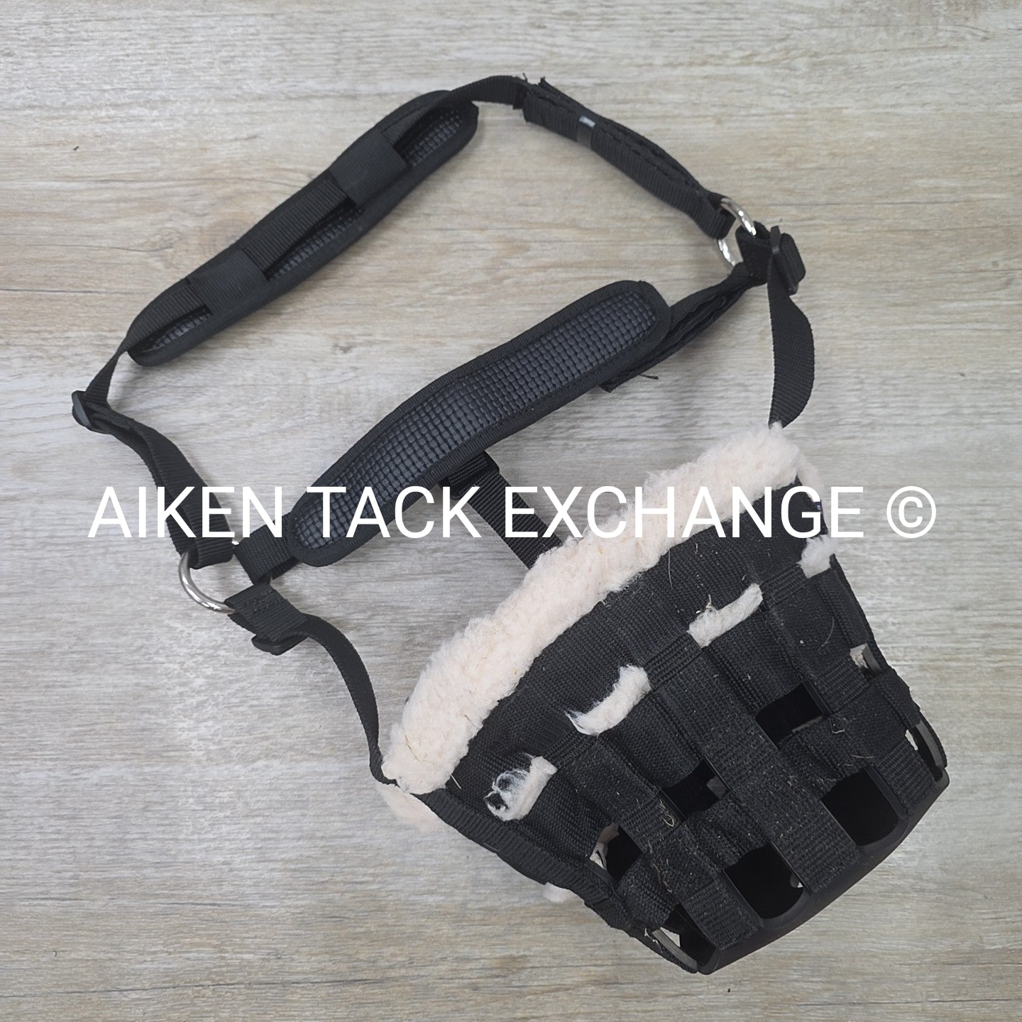 Fleece Lined Grazing Muzzle, Size Medium