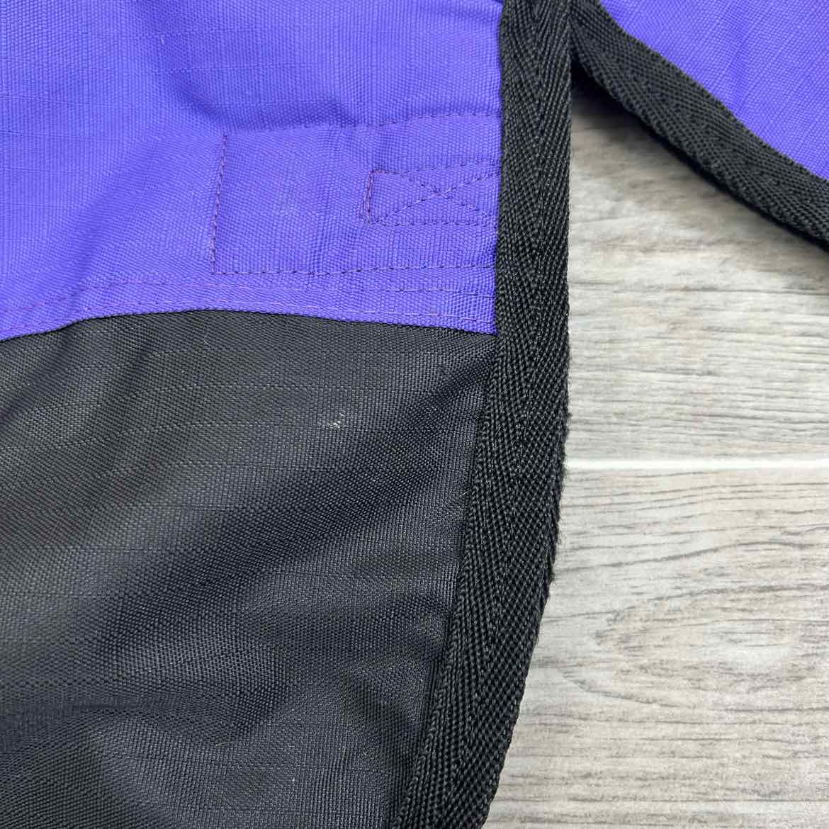 Derby Originals Medium Weight Turnout Blanket 44"