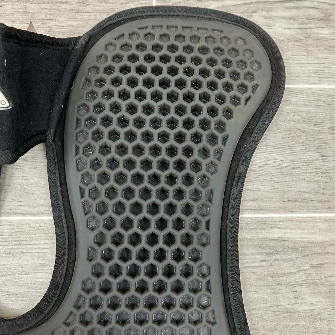 Acavallo Withers Free Hexa Gel Half Pad