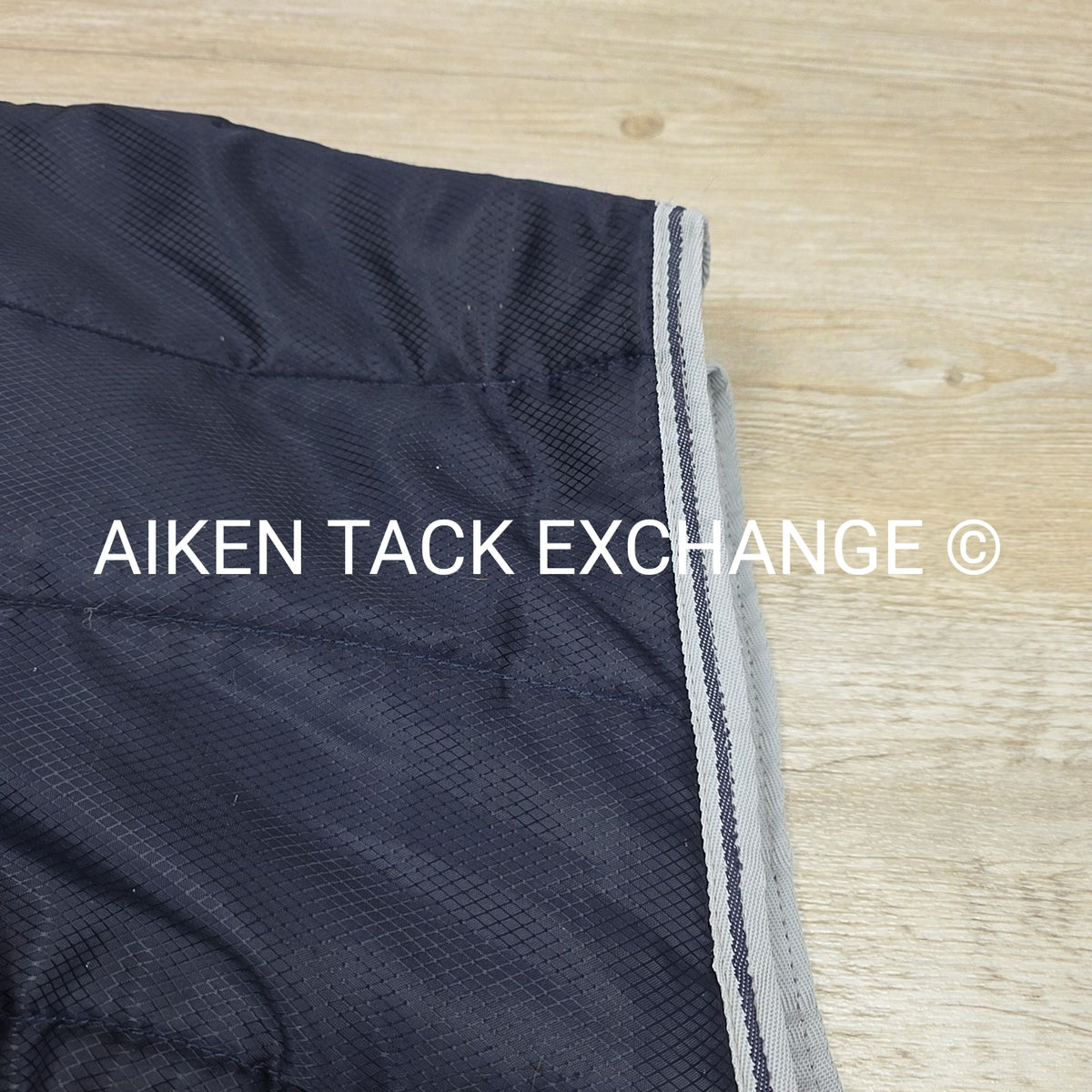 LeMieux Arika 100g fil Stable-Tek Rug, Size 81"