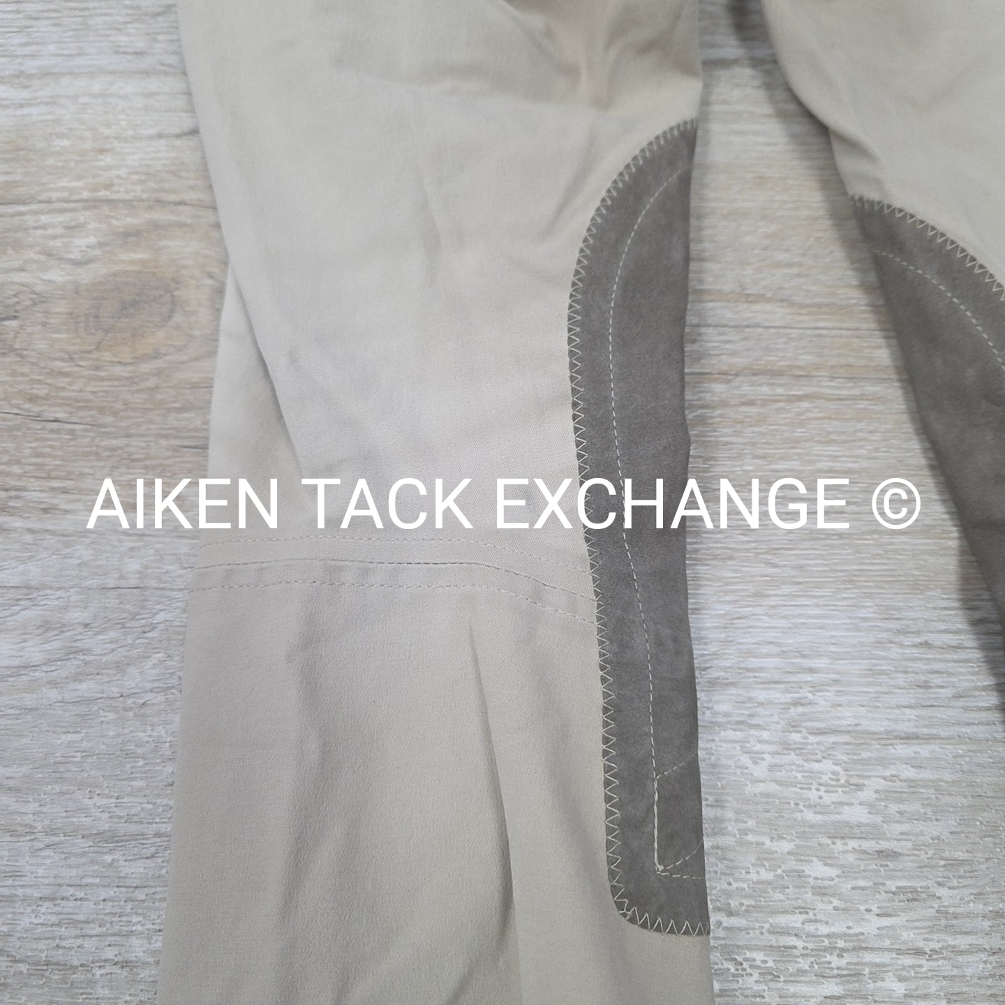 Tailored Sportsman Trophy Hunter Knee Patch Breeches, Size 30