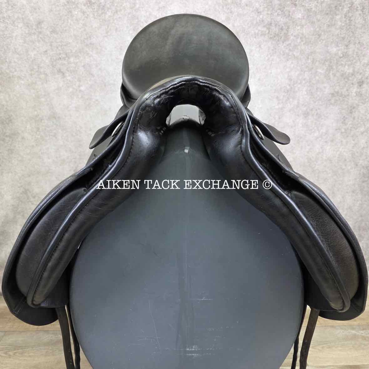 2006 Passier Optimum Dressage Saddle, 17.5" Seat, Medium Tree, Wool Flocked Panels