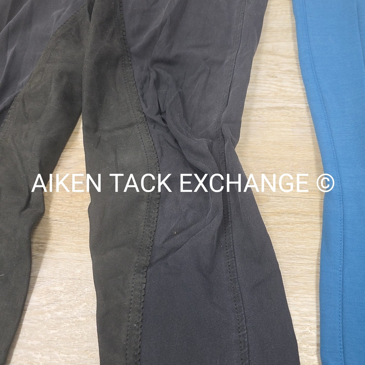 BARGAIN BUNDLE: SmartPak Silicone Grip Full Seat Breeches & Pikeur Knee Patch, S