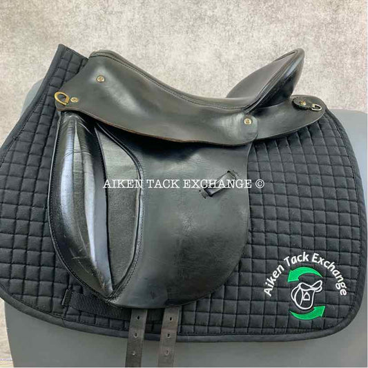 **SOLD** Unknown Brand Endurance Saddle, 18" Seat, Wide Tree
