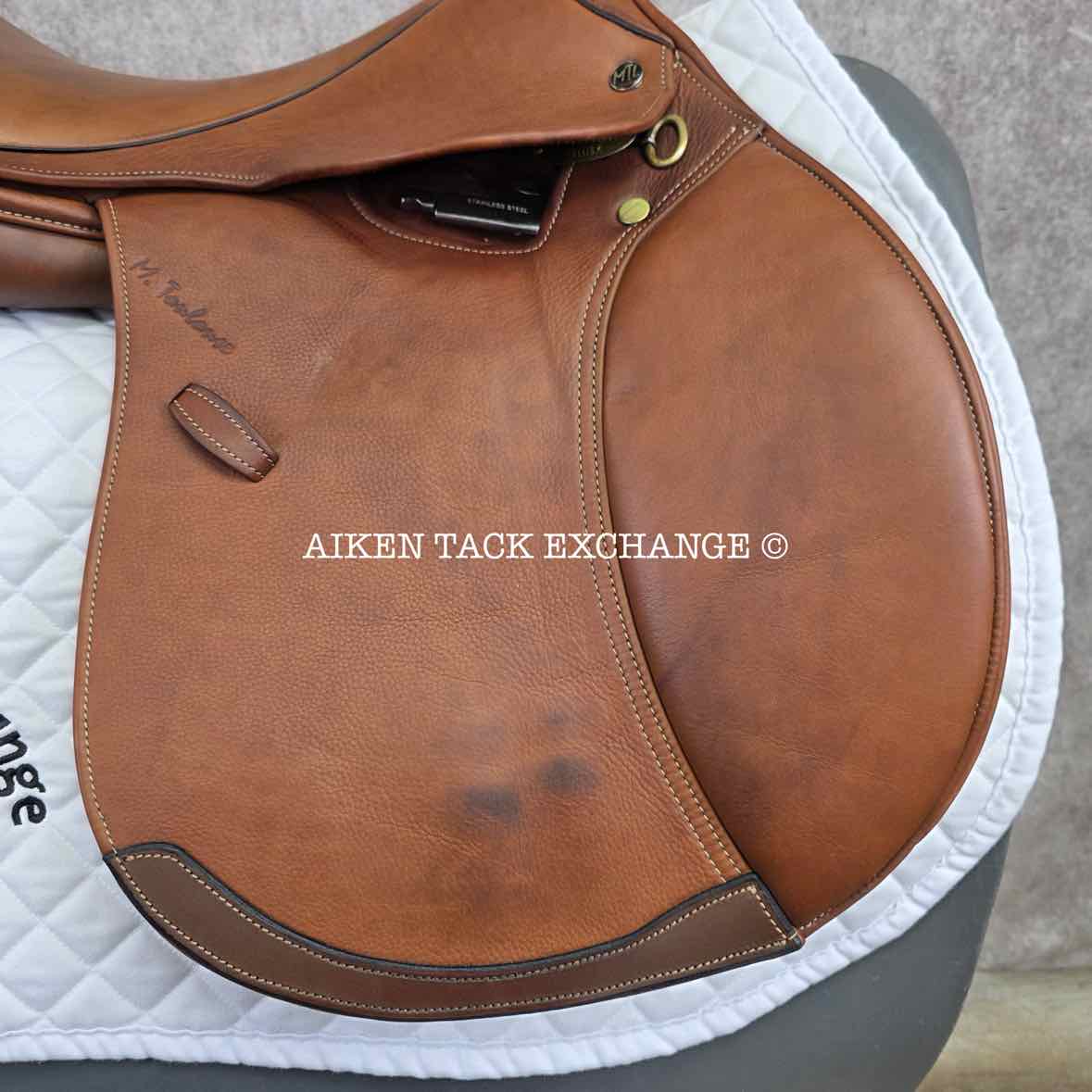 2011 Marcel Toulouse Annice Genesis Close Contact Jump Saddle, 17" Seat, Adjustable Tree, Foam Panels