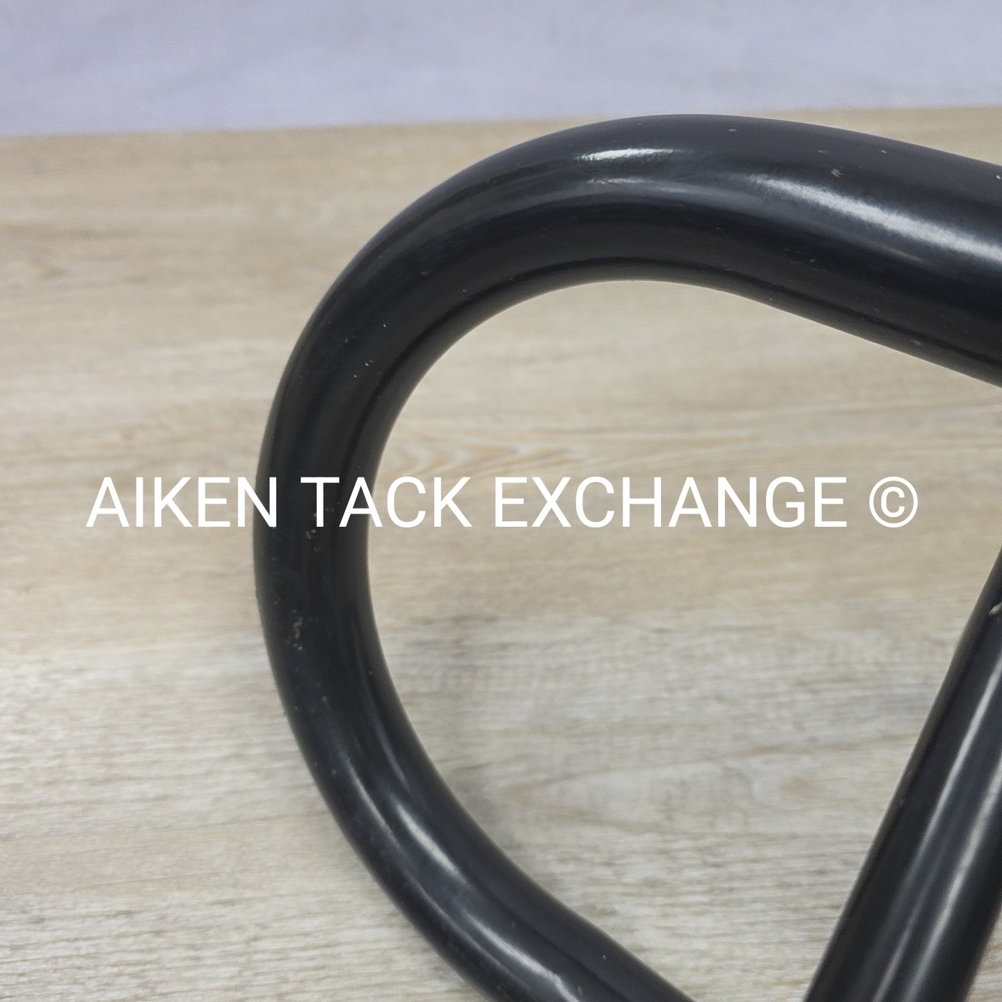 Metal Wall Mount Saddle Rack