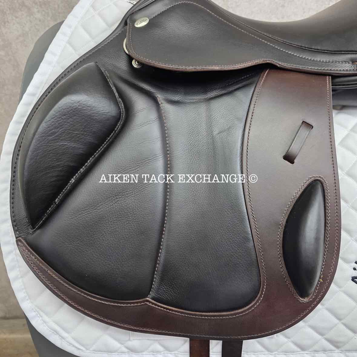 2025 Kentaur Eventer II Monoflap Jump Saddle, 17.5" Seat, Medium Wide Tree, Wool Flocked Panels