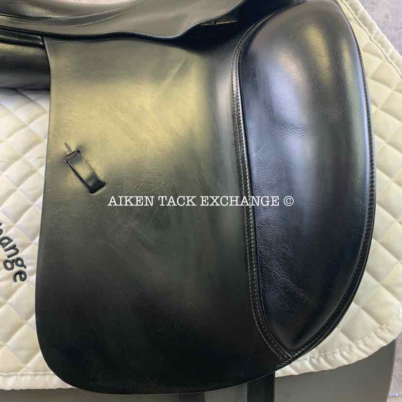 **SOLD** 2003 Amerigo Cervia Dressage Saddle, 17.5" Seat, Wide Tree, Wool Flocked Panels