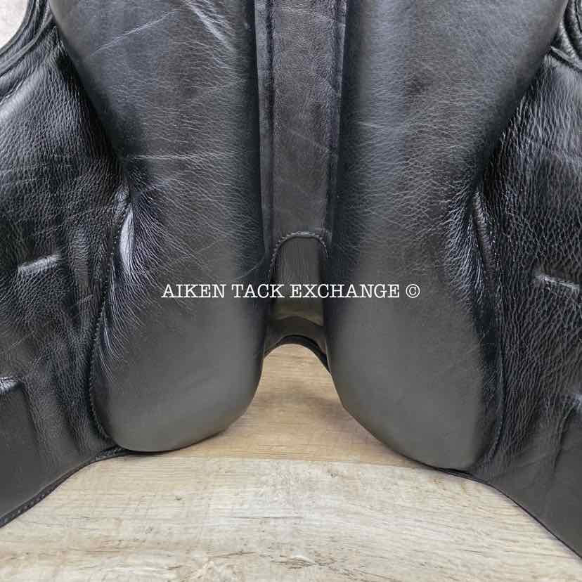 Heather Moffett Enlightened Equitation HM Vogue Dressage Saddle, 17" Seat - SoftTree