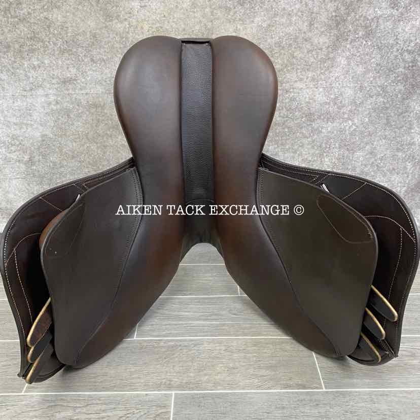 2013 Ovation San Diego Close Contact Jump Saddle, 17.5" Seat, Adjustable Tree - XCH Changeable Gullet, Foam Panels