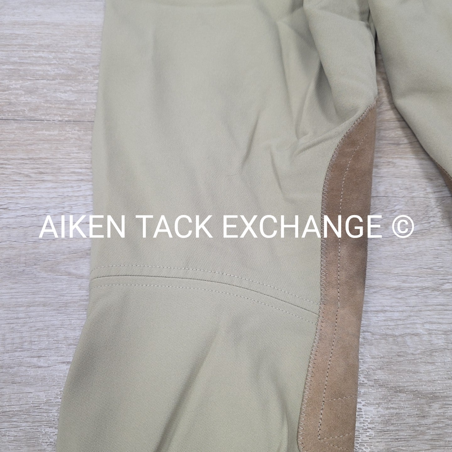 Tailored Sportsman Supreme Hunter Knee Patch Breeches, Size 34 L