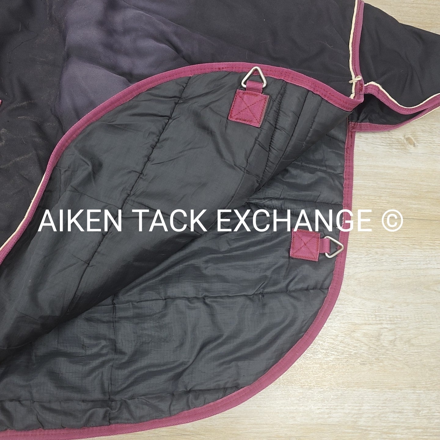 Dover Rider's International Medium Weight Turnout Blanket, Size 81"