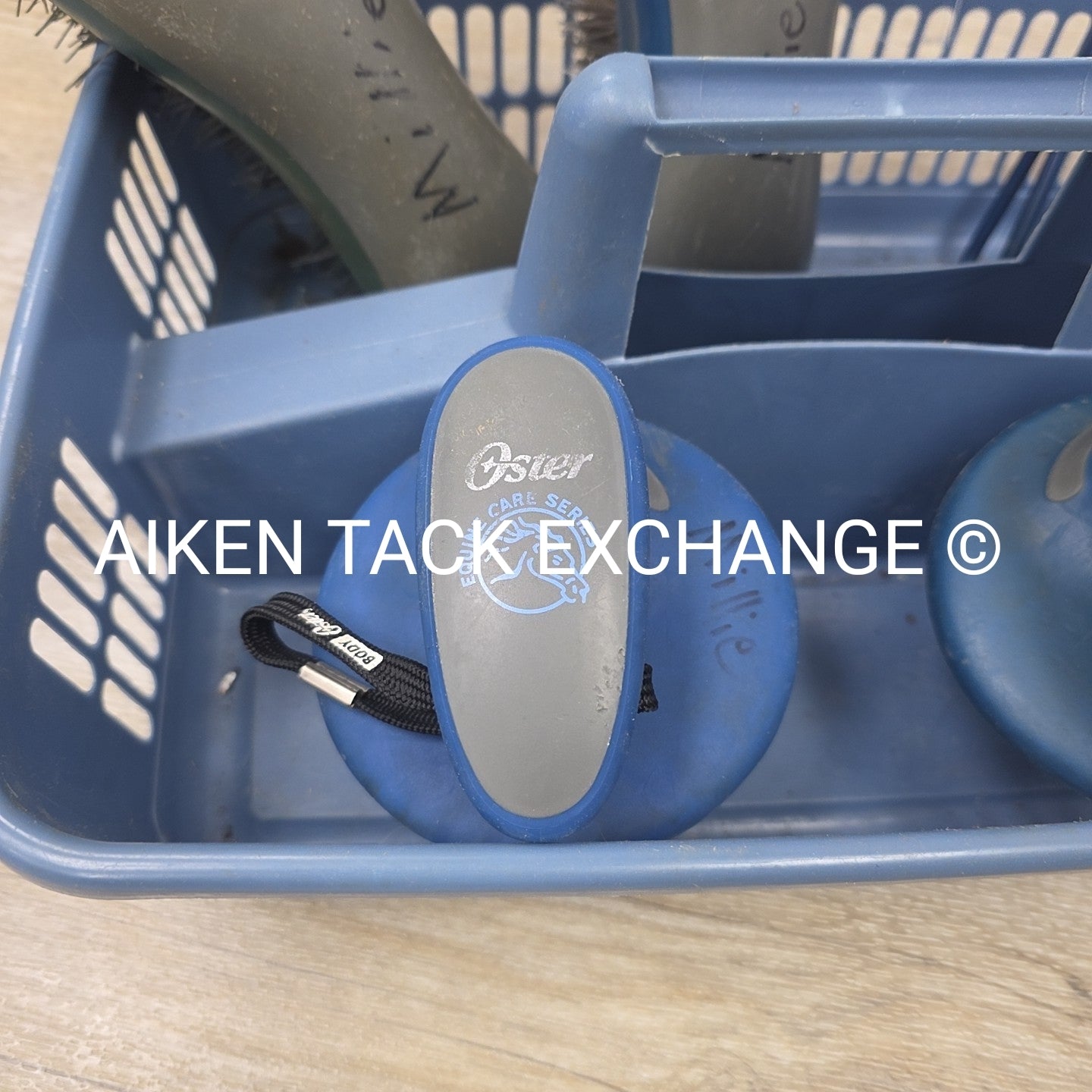 BARGAIN BUNDLE: Oster Grooming Tools with Tote