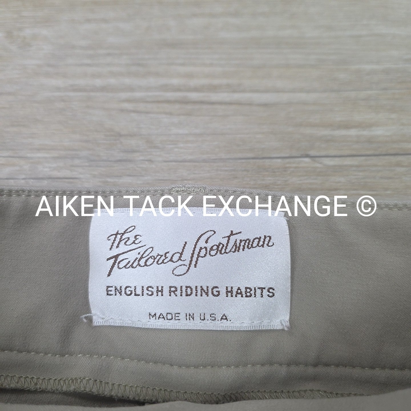 Tailored Sportsman Trophy Hunter Knee Patch Breeches, Size 14 R