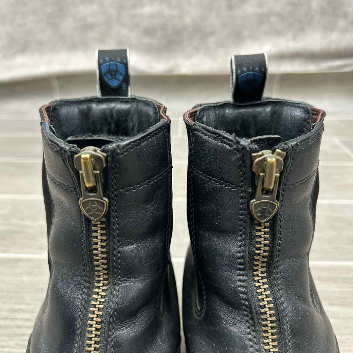 Ariat Quantum Devon Pro Zip Paddock Boots, Size 6.5