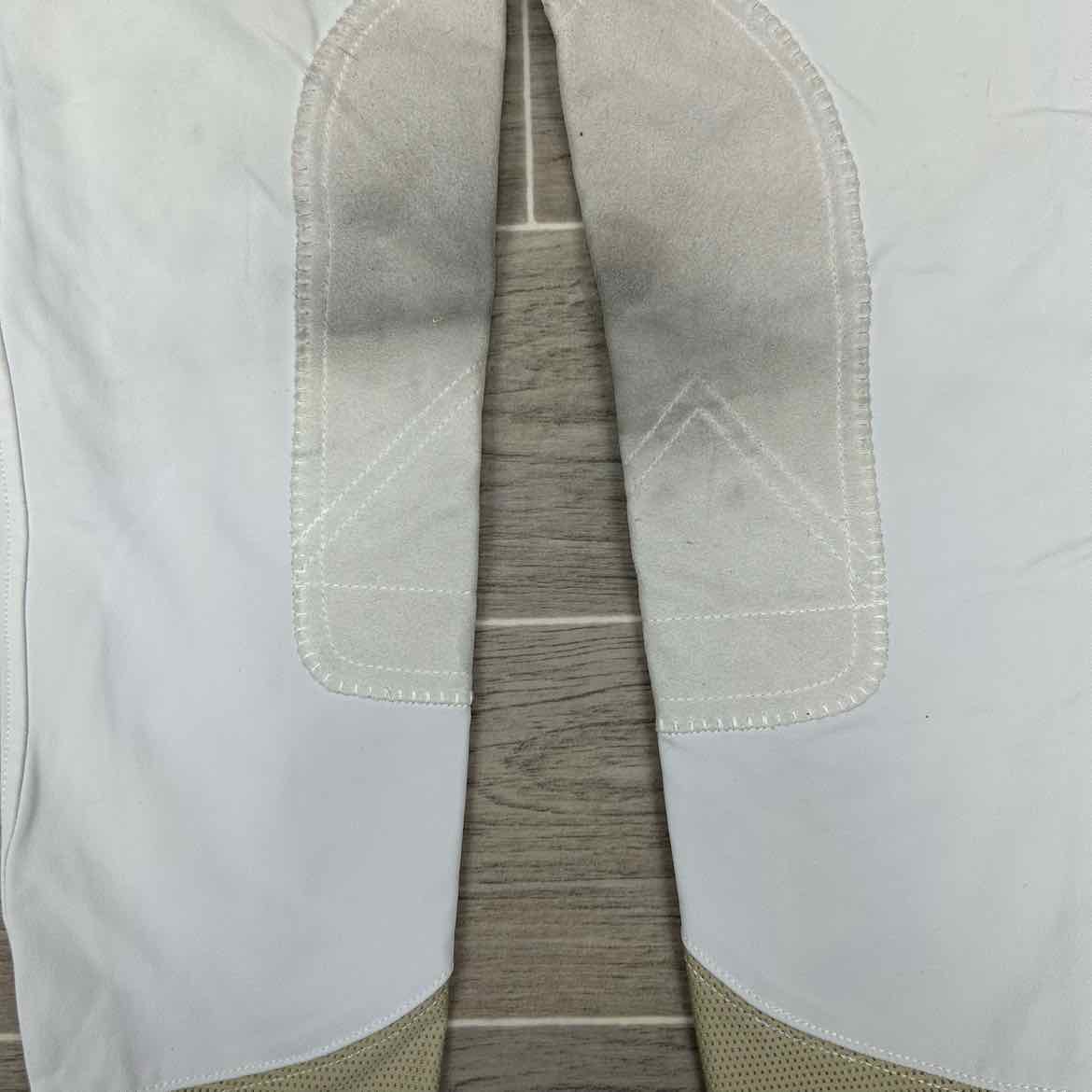 BARGAIN BUNDLE: RJ Classics Knee Patch Breeches & Ariat Tri Factor Knee Patch Br