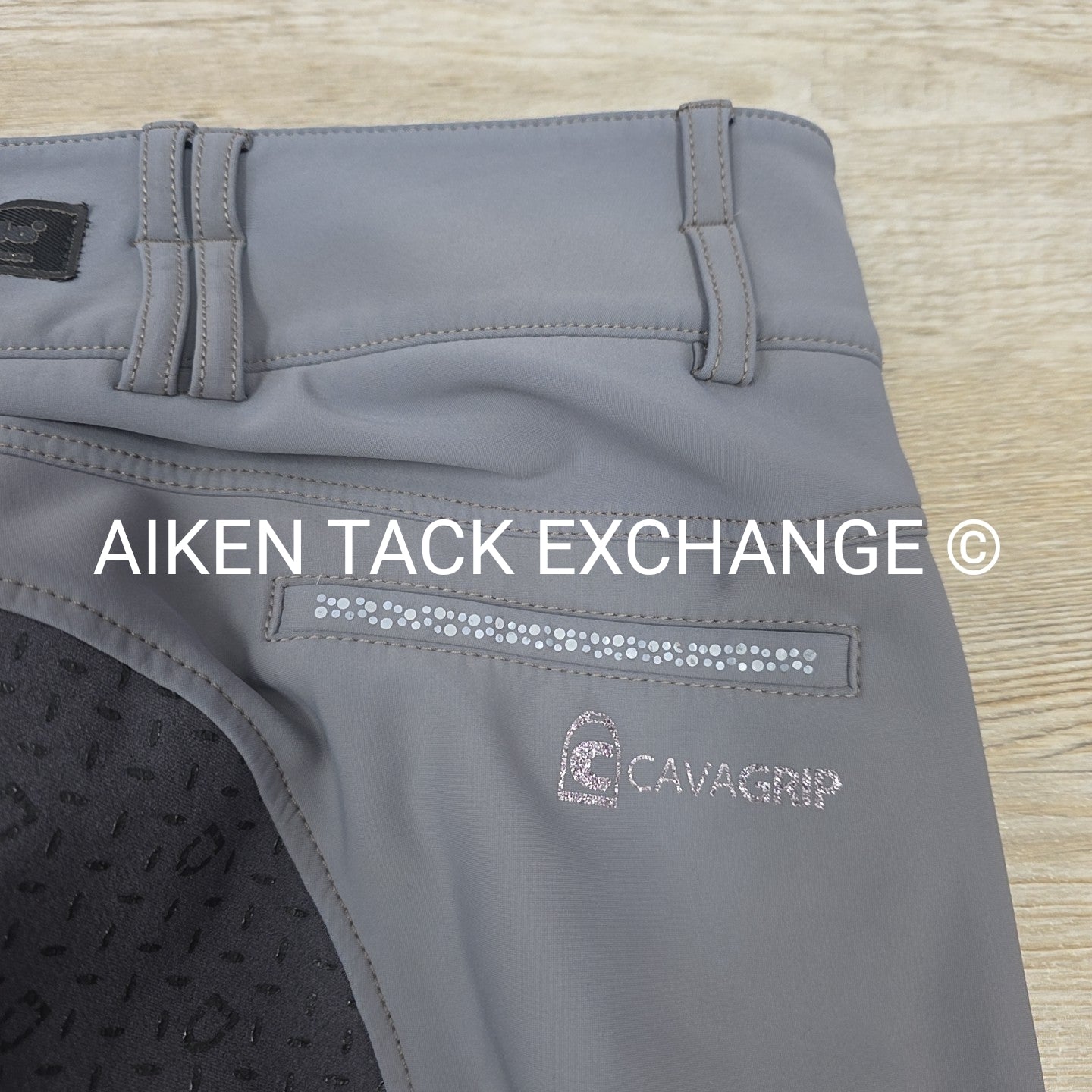 Cavallo CavaGrip Silicone Grip Full Seat Breeches, Size 32 (Missing Bling)