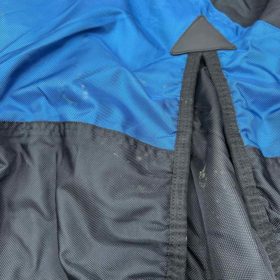 Schneiders StormShield 220g Medium Weight Turnout Blanket 78"