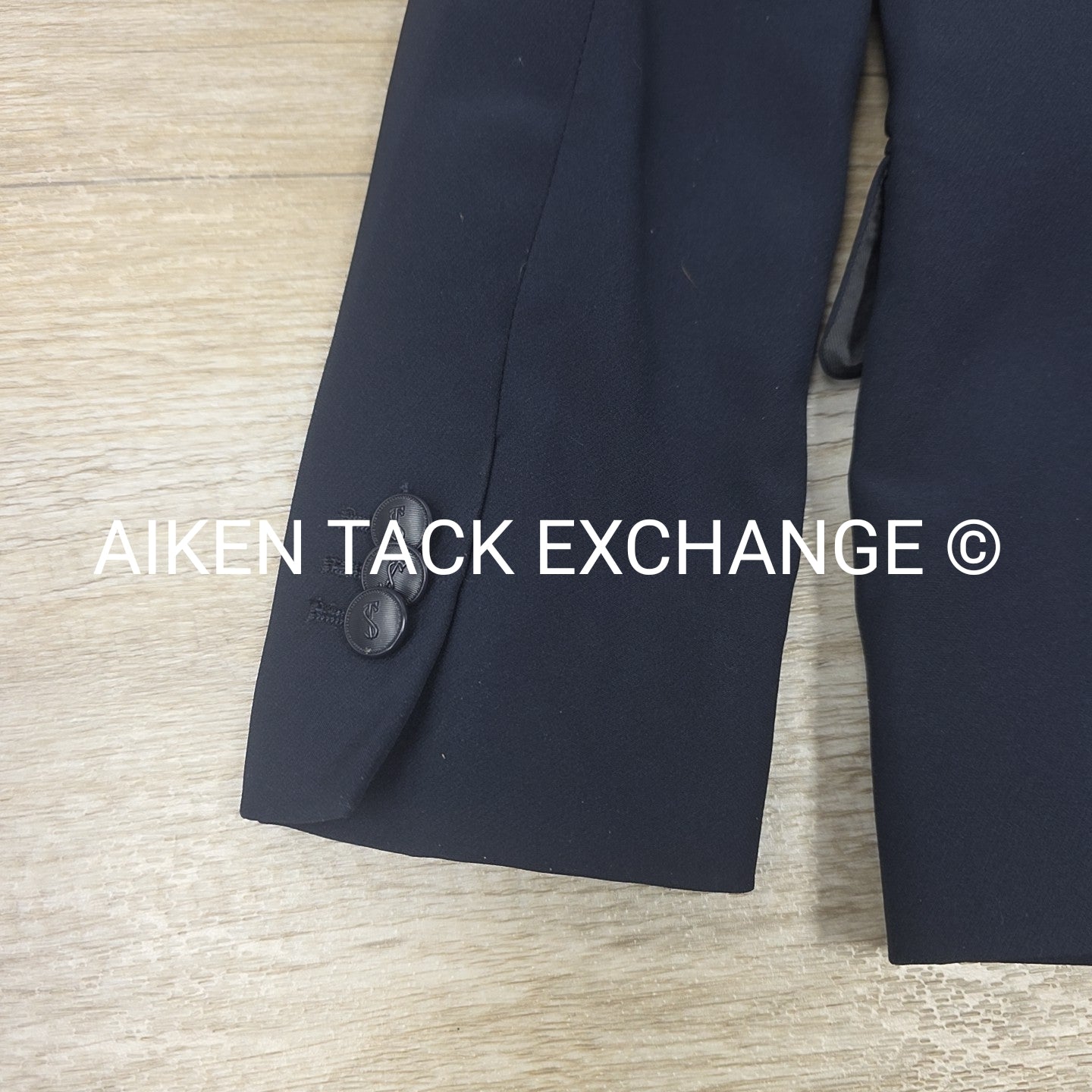 Tredstep Symphony Jr Show Coat, Size 12
