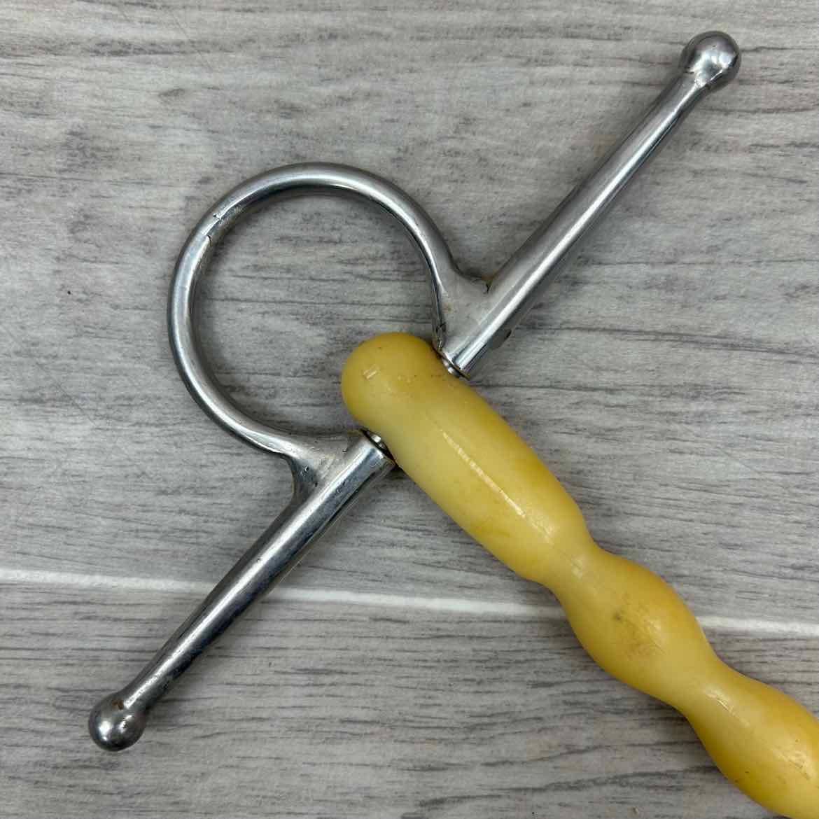Happy Mouth Shaped Mullen Mouth Full Cheek Bit 5.5"