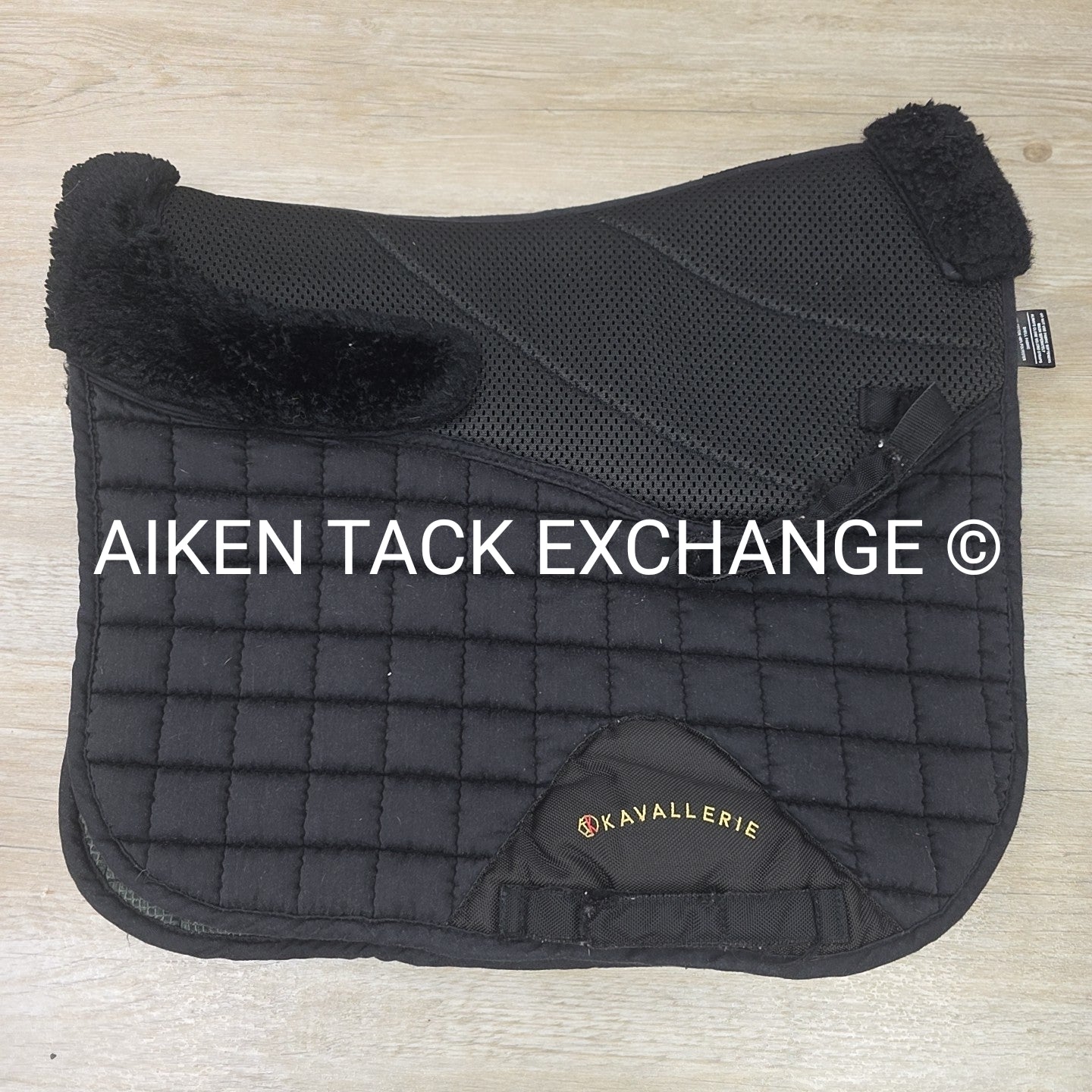 Kavallerie 3D Mesh with Fur Trim Dressage Saddle Pad