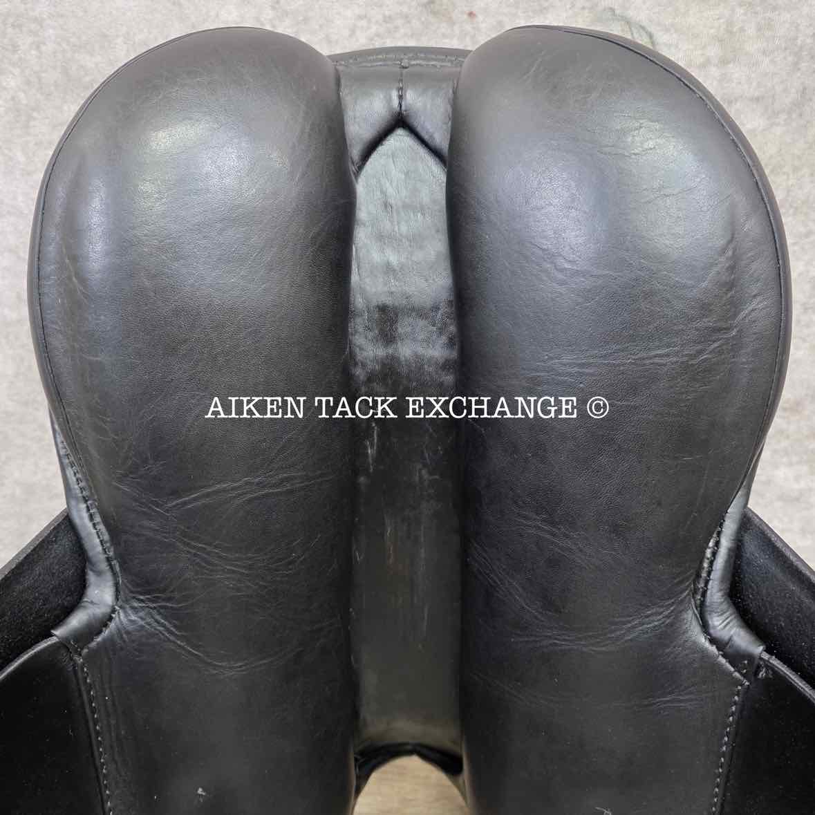 1995 Passier Patron Dressage Saddle, 17.5" Seat, Medium Tree, Wool Flocked Panels
