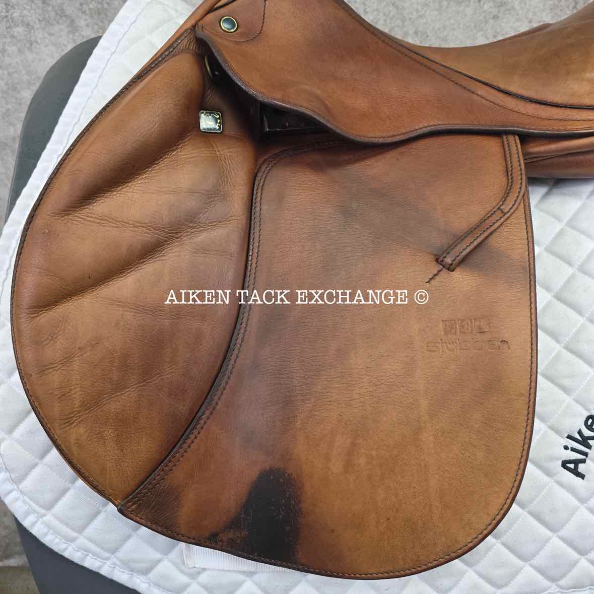 2012 Stubben Zaria Deluxe Jump Saddle, 17.5" Seat with Biomex, 30cm Tree - MW, Foam Panels