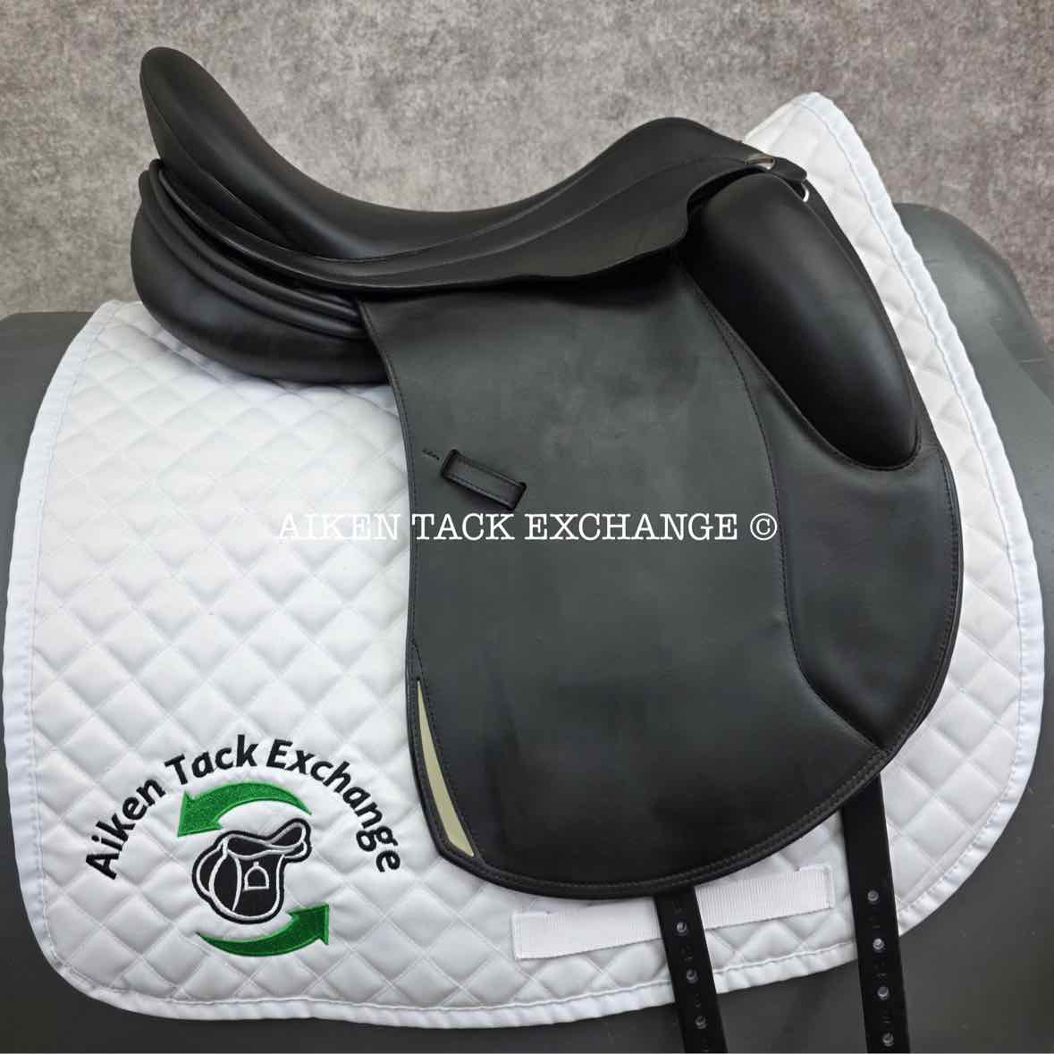 2018 Erreplus Freestyle Monoflap Dressage Saddle, 17" Seat, Adjustable Tree, Wool Flocked Panels