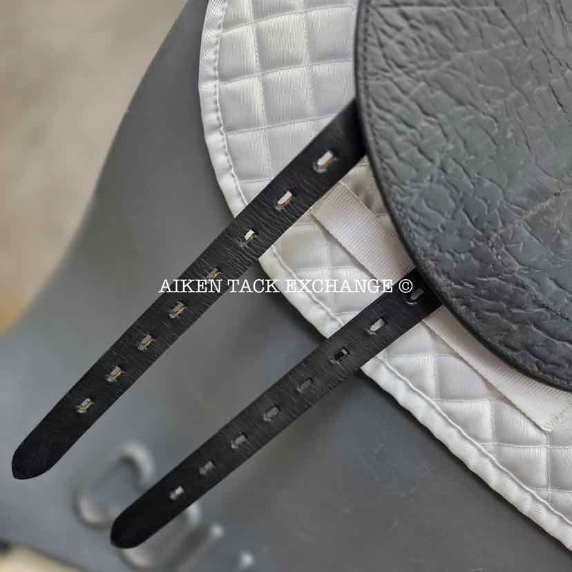 **SOLD** 2022 Black Country Optima Dressage Saddle, 17.5" Seat, MW/W Tree, Wool Flocked Serge Panels