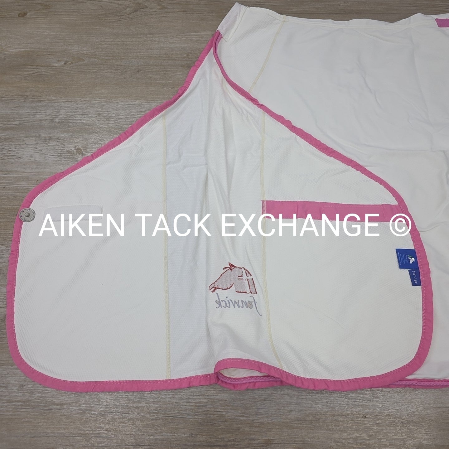 Fenwick Equestrian Pop Star Dress Sheet Sporty Cooler, 68"