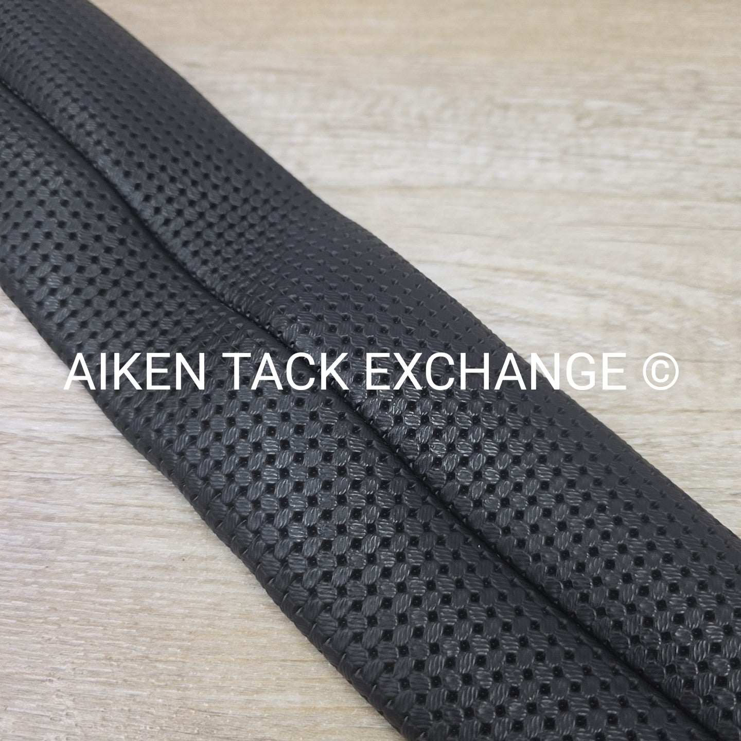 Wintec Short Girth, Black, 26"
