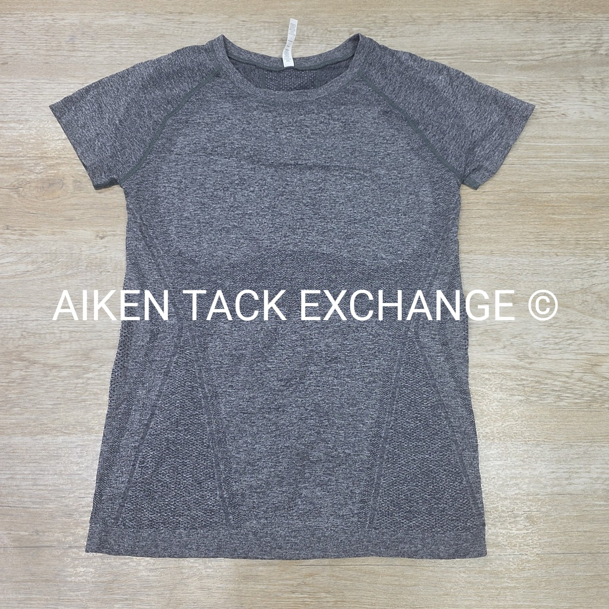 Athleta Short Sleeve Top, Size Medium