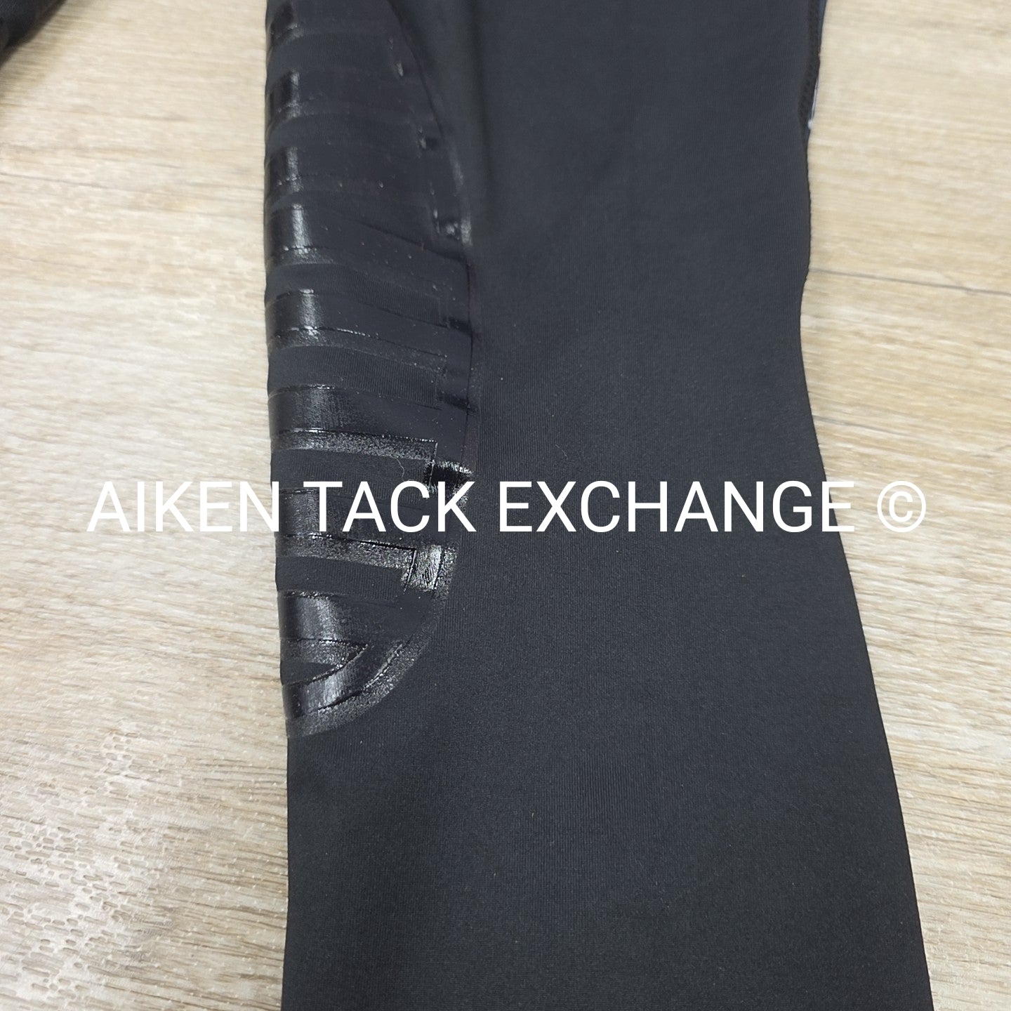 Equine Couture Snaffle Bit Silicone Grip Knee Patch Tights, Size Medium