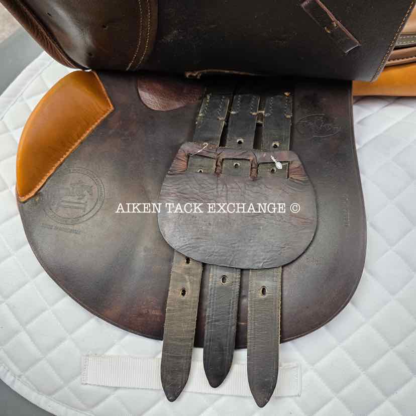 **SOLD** Collegiate Ruiz Diaz Close Contact Jump Saddle, 16.5" Seat, Medium Tree, Foam Panels