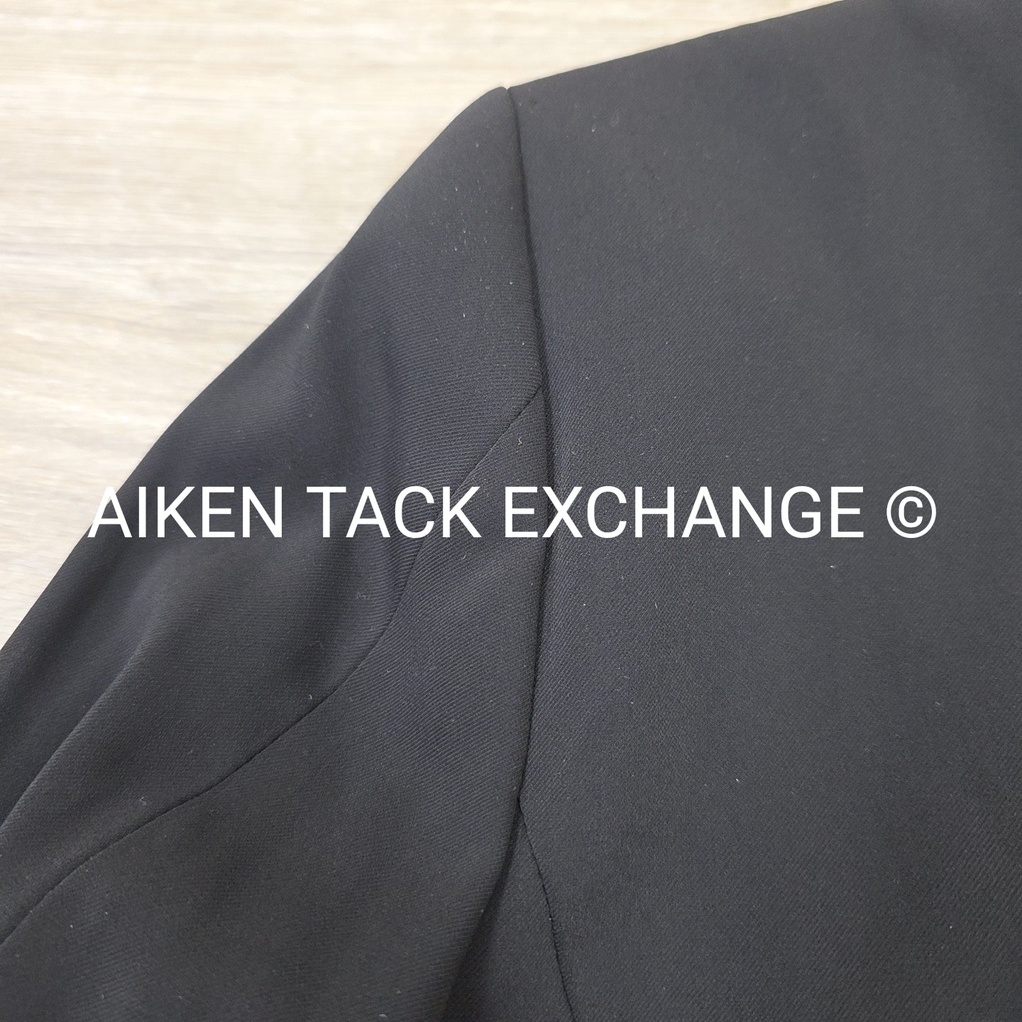 Tredstep Symphony Classic Show Coat, Size 6