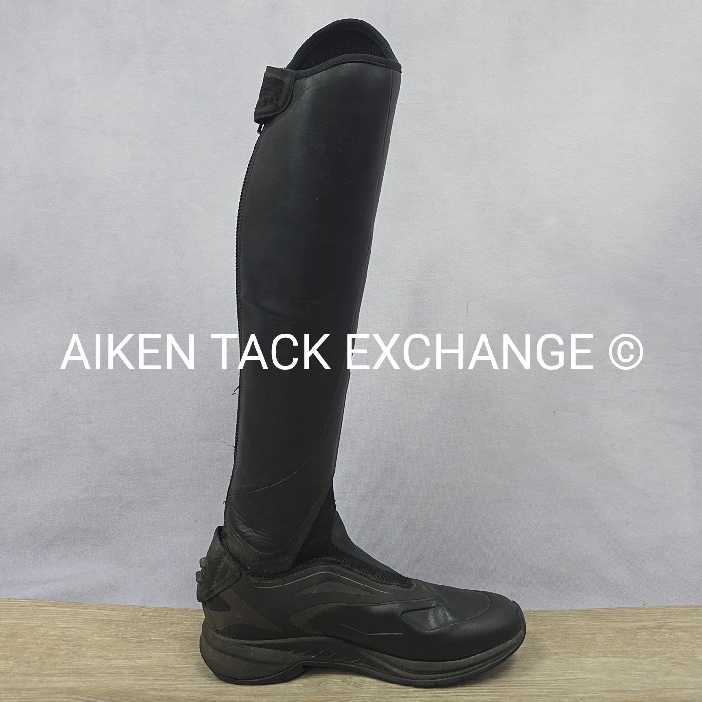 Ariat Ascent Tall Boot, Size 8 Med XS