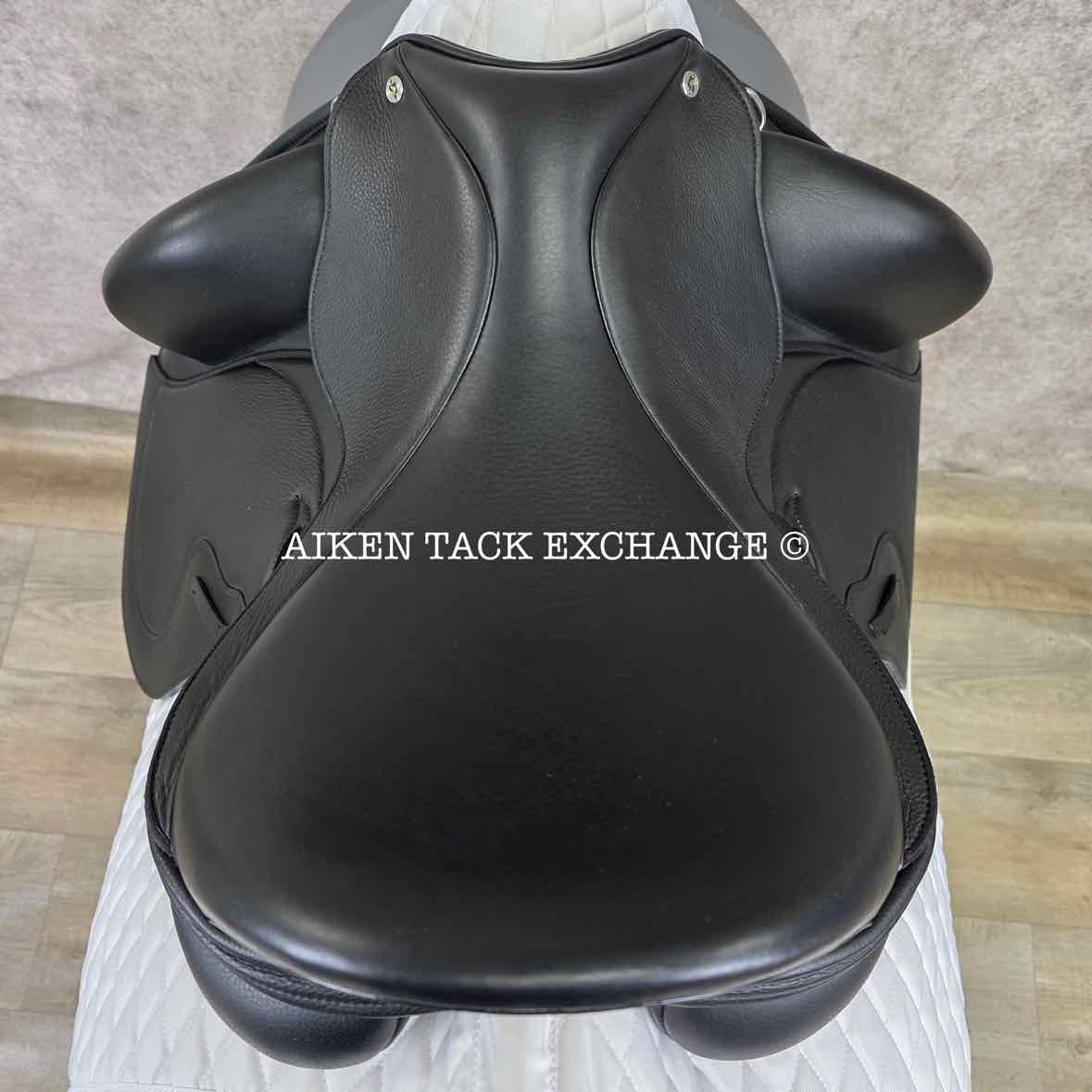 2023 Envy by Custom Saddlery Motion Monoflap Dressage Saddle, 17" Seat, Adjustable Tree, Wool Flocked Panels